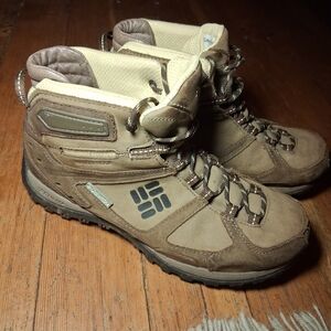Columbia Men's Brown Hiking Boots